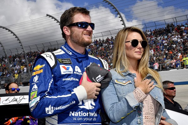 DaleJr.com | Official Website of Dale Earnhardt Jr.